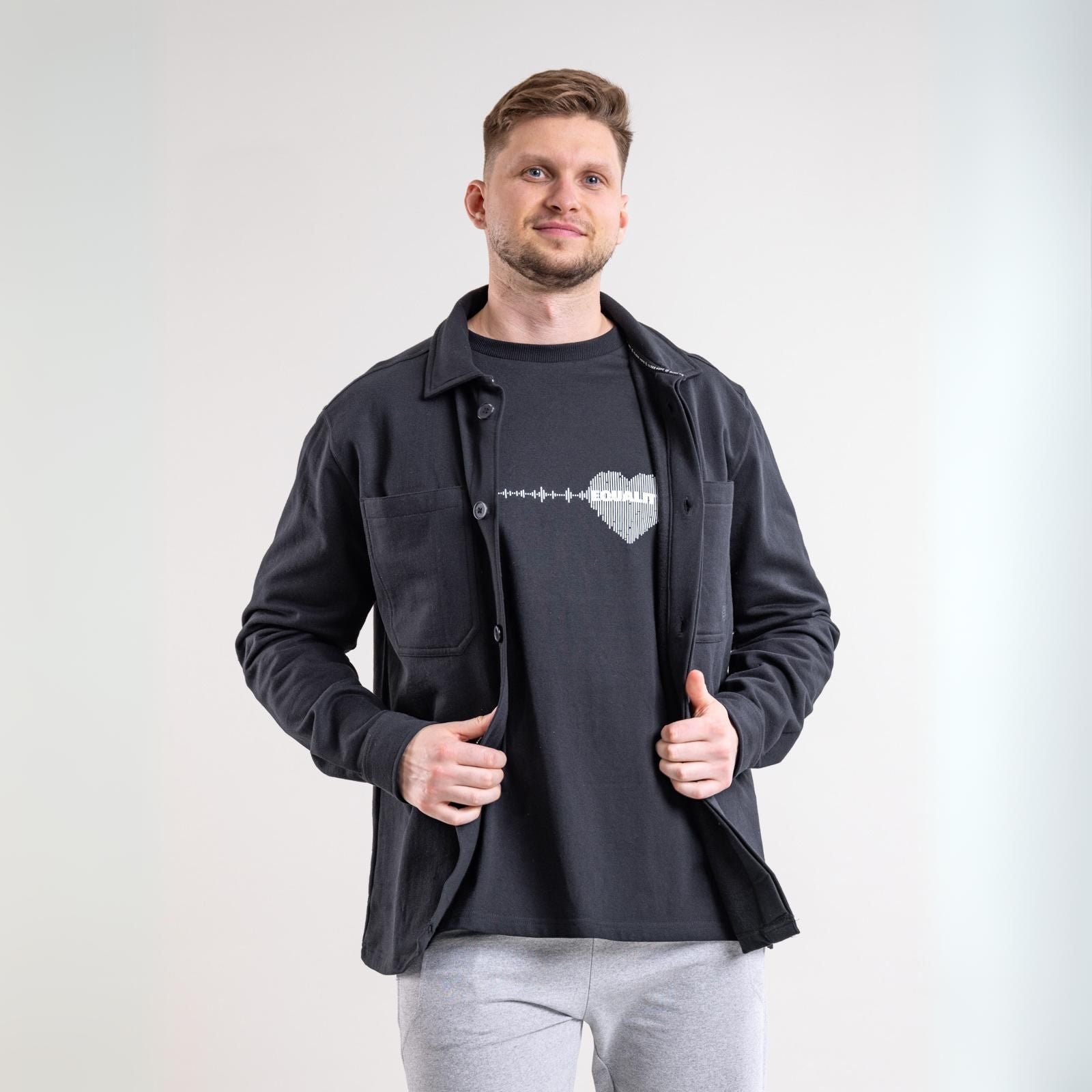 Miesten vaatteet kierrätyslangasta