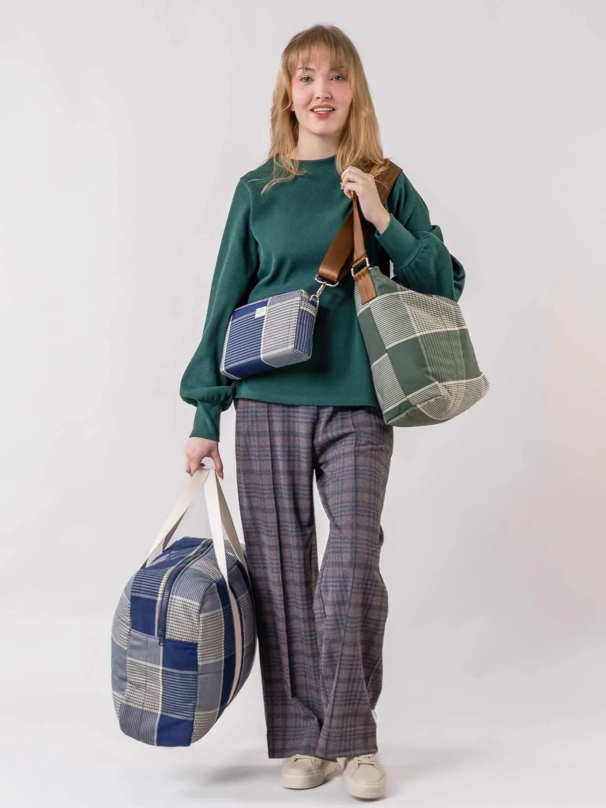 KUURA-olkalaukku – quilted blue