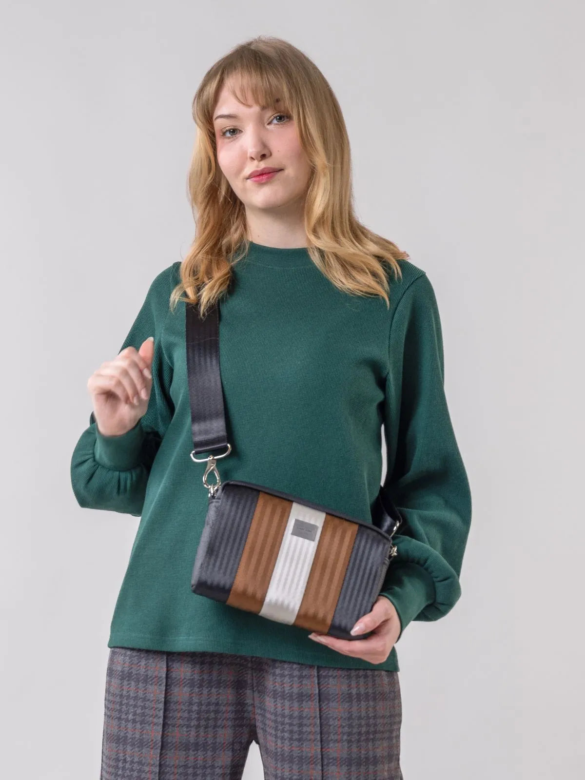 KASTE RAITA bag, black-brown-light grey