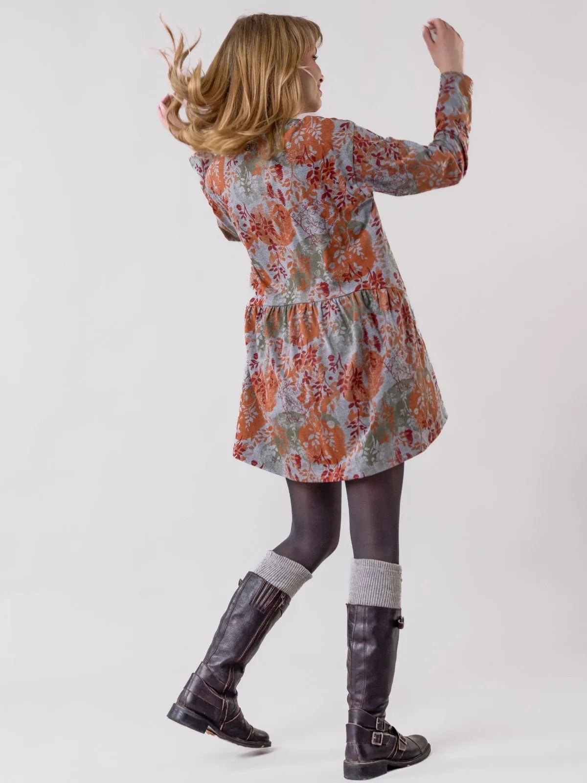 Globe Hope, Sinervä tunika, mecca oranssi harmaa meleerattu, takakuva.