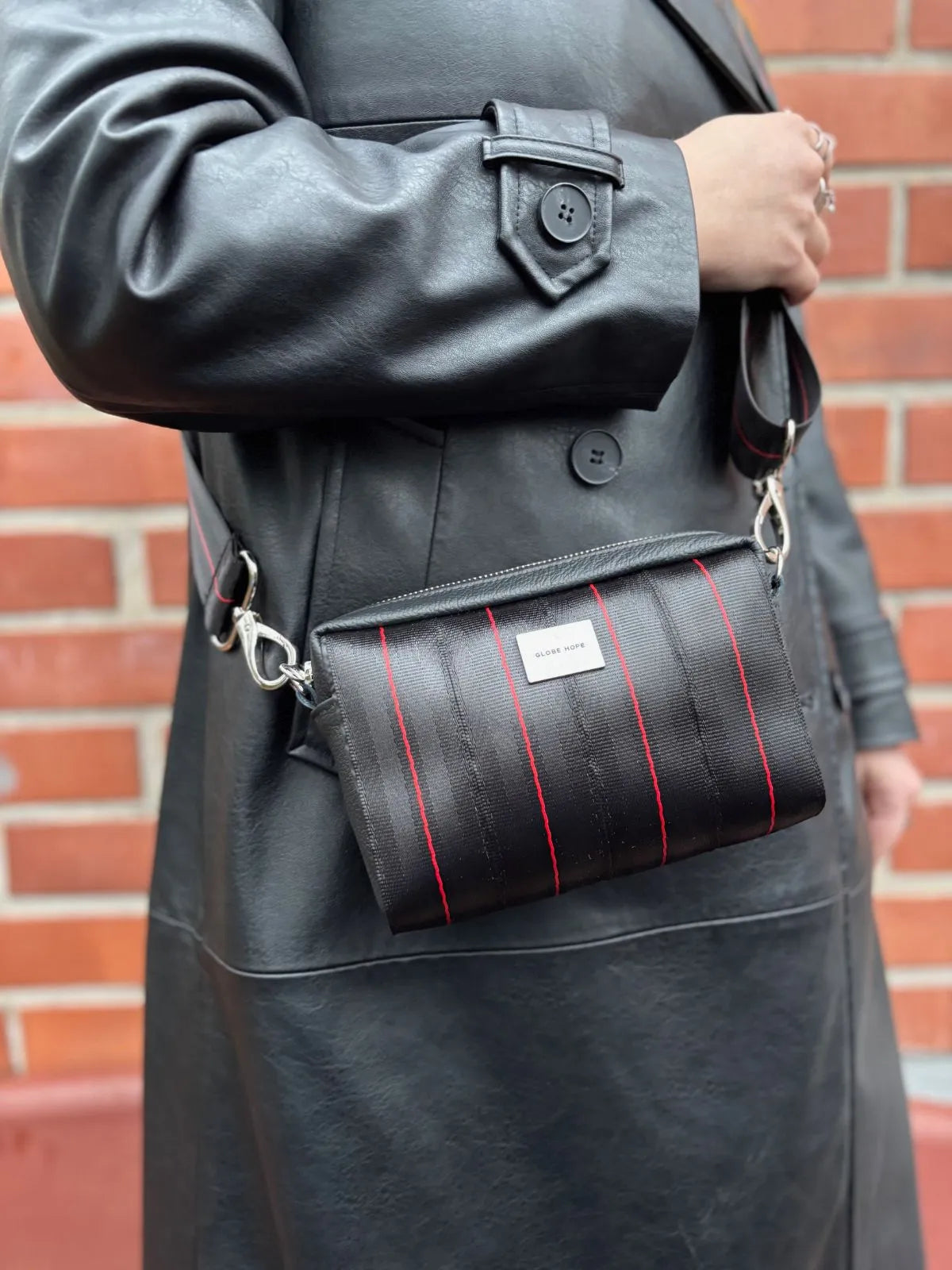 UTU bag, with red stripes