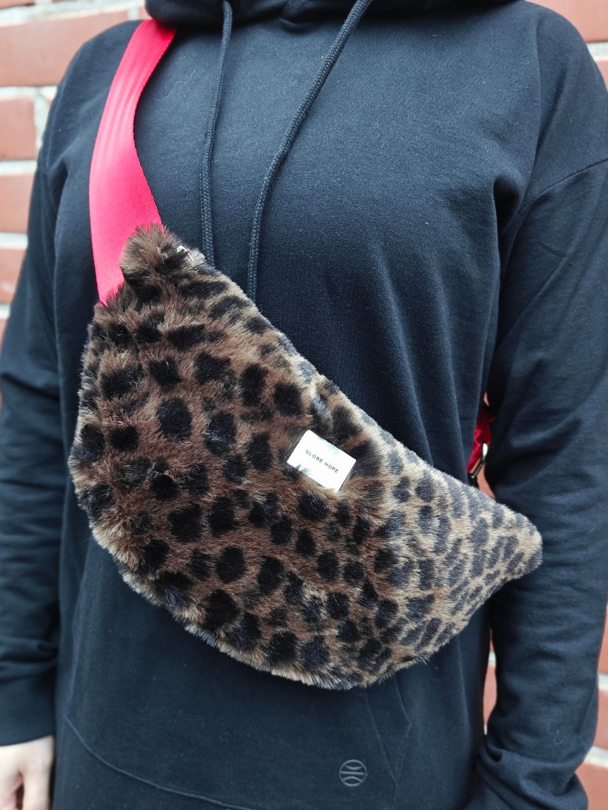 SUOPURSUNEN laukku, leopardi