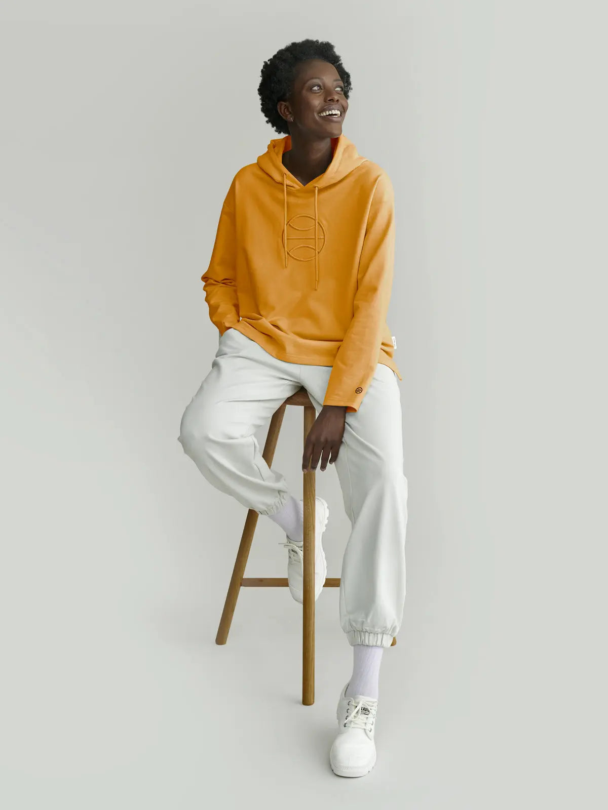 AURAISA huppari, mango Globe Hope