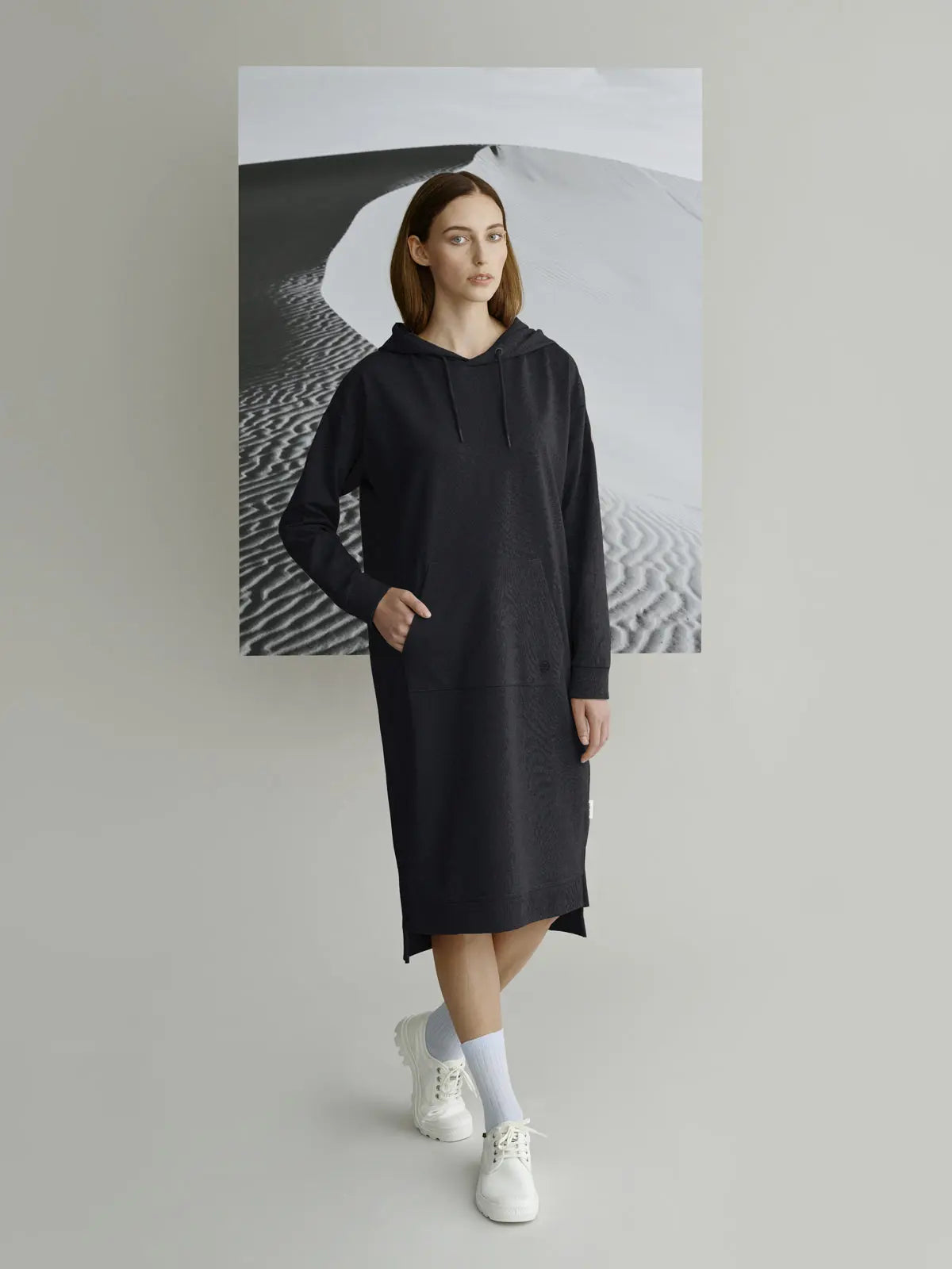 PUHELIA hupparimekko, musta Globe Hope