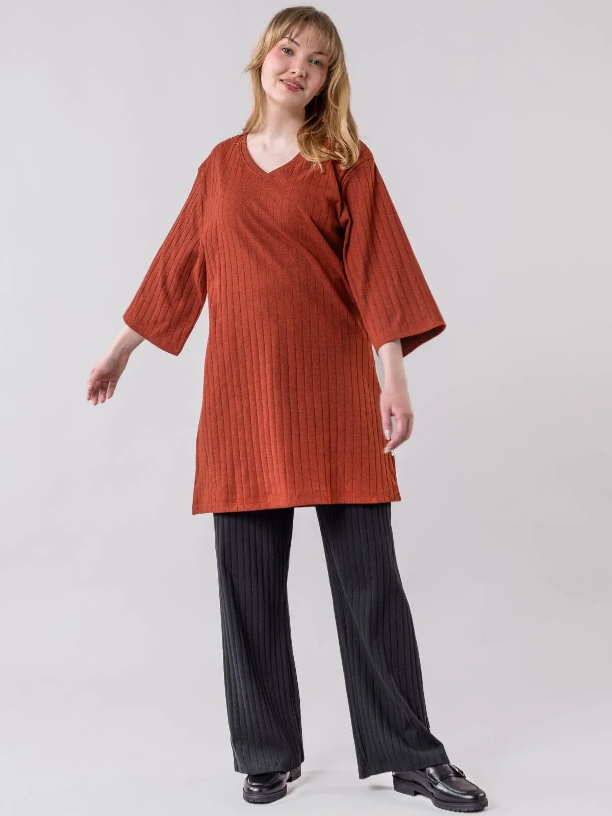 Globe Hope, Suvanto tunika, mecca oranssi, fiiliskuva edestä.